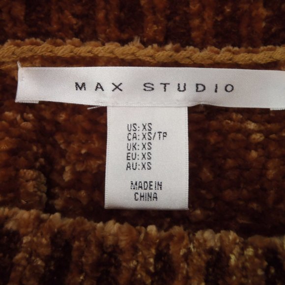 🦋 3/$15  - Max Studio Sweater - EUC - Picture 10 of 13